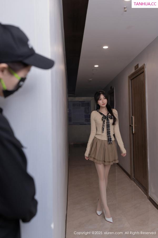 [XiuRen]高清写真图 2025.03.07 No.9988 鱼子酱Fish 丝袜美腿
